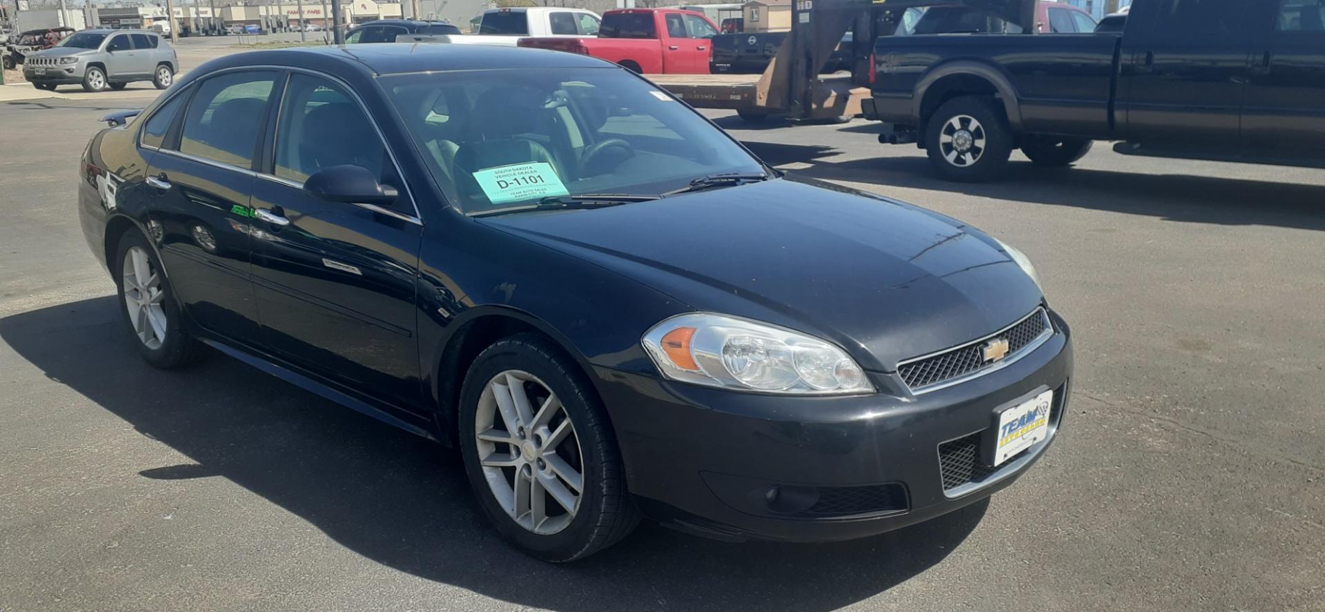 2016 Chevrolet Impala Limited LTZ (2G1WC5E3XG1) with an 3.6L V6 DOHC 16V FFV engine, 6A transmission, located at 2015 Cambell Street, Rapid City, SD, 57701, (605) 342-8326, 44.066433, -103.191772 - CARFAX AVAILABLE - Photo#5